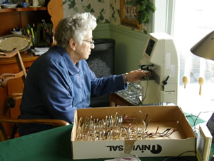 Sorting eyeglasses